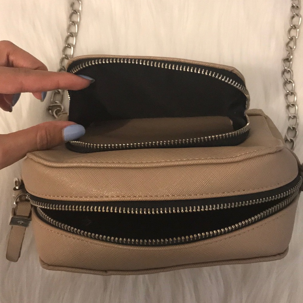 Purse - Picture 3 of 5